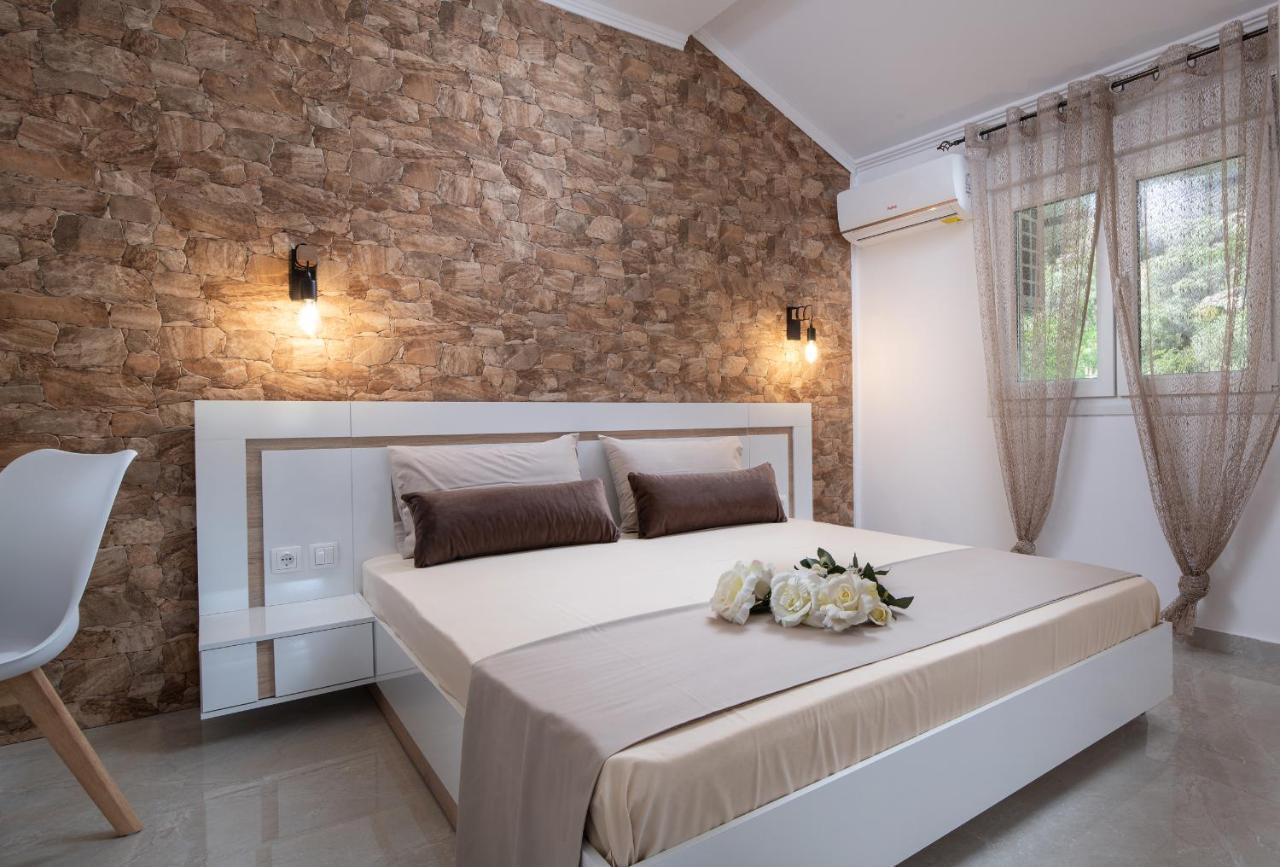 Estell Apartments Sykia Chalkidikis Exterior photo